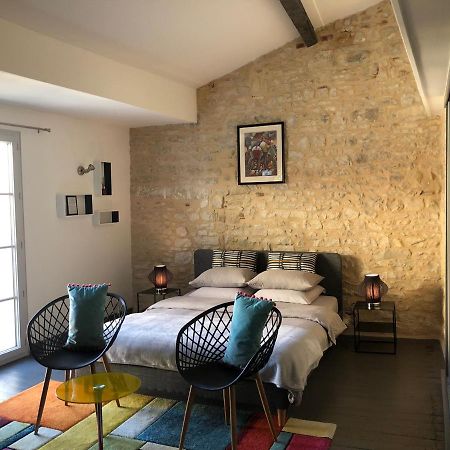 Les Halles Chambre D'Hotes Verteuil-sur-Charente Eksteriør billede