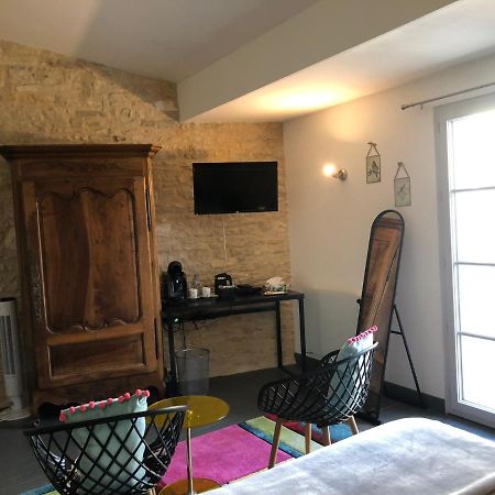 Les Halles Chambre D'Hotes Verteuil-sur-Charente Eksteriør billede