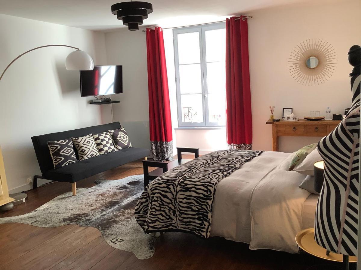 Les Halles Chambre D'Hotes Verteuil-sur-Charente Eksteriør billede