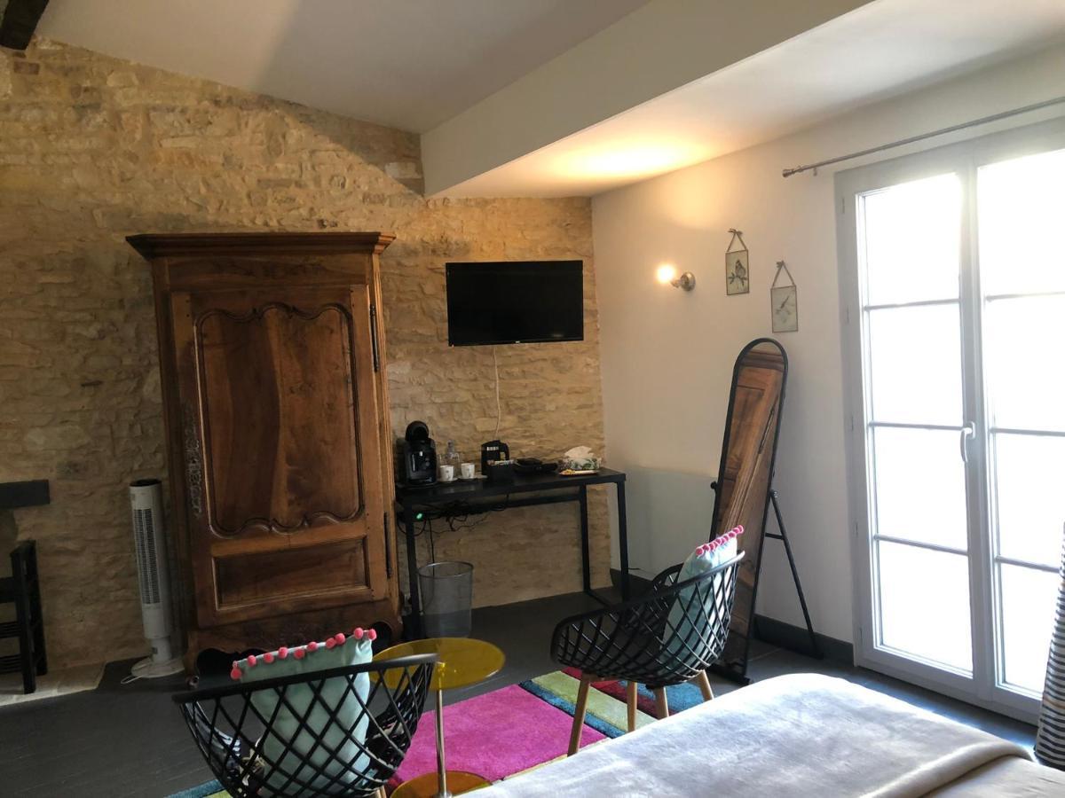 Les Halles Chambre D'Hotes Verteuil-sur-Charente Eksteriør billede