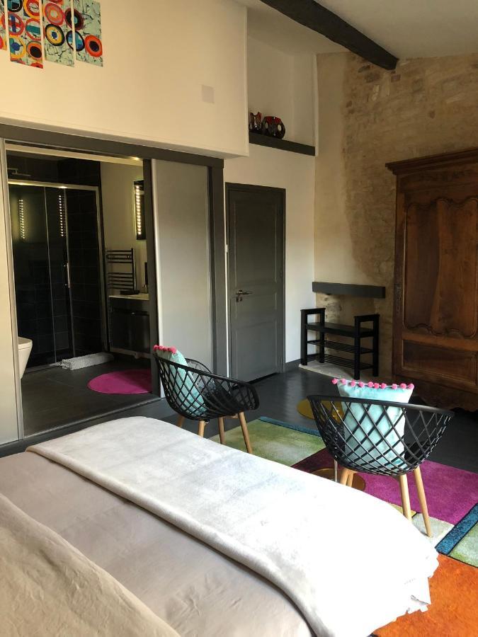 Les Halles Chambre D'Hotes Verteuil-sur-Charente Eksteriør billede