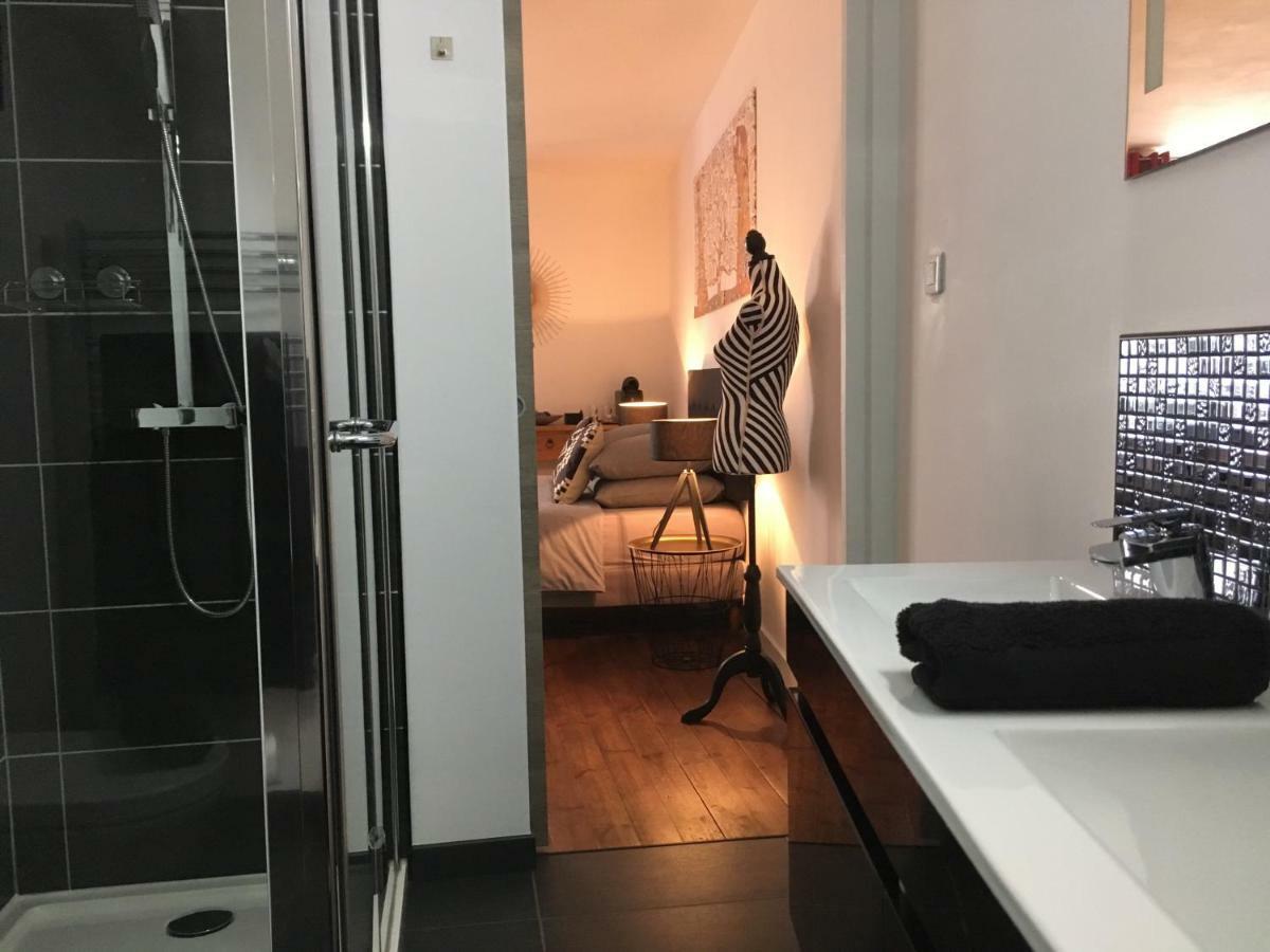 Les Halles Chambre D'Hotes Verteuil-sur-Charente Eksteriør billede